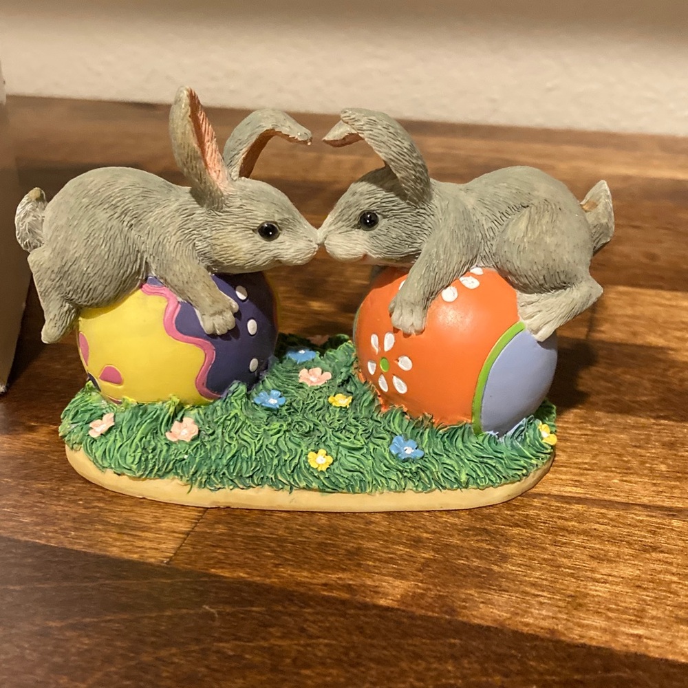Charming Tails Bunny Love Figure